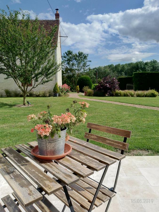 Bed and Breakfast Les 3 Provinces Couffy Exteriér fotografie